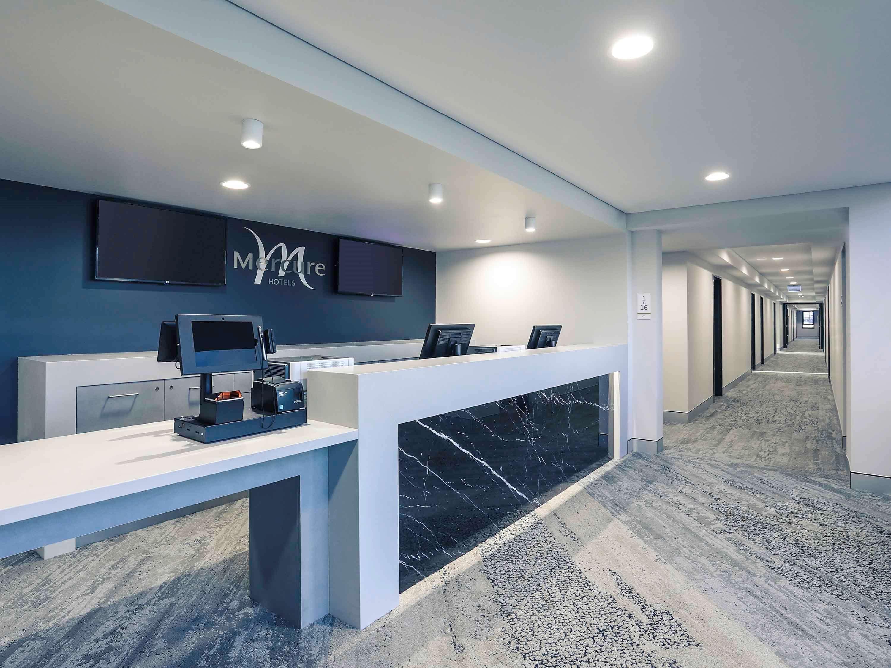 Mercure Тамуърт Екстериор снимка