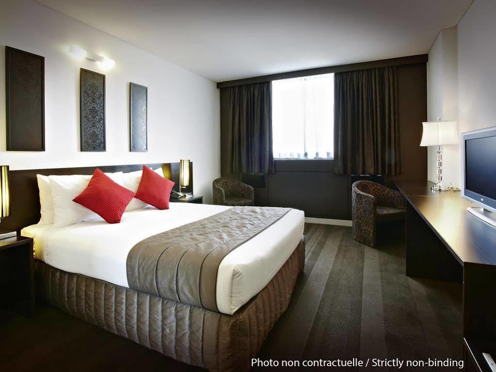 Mercure Тамуърт Екстериор снимка